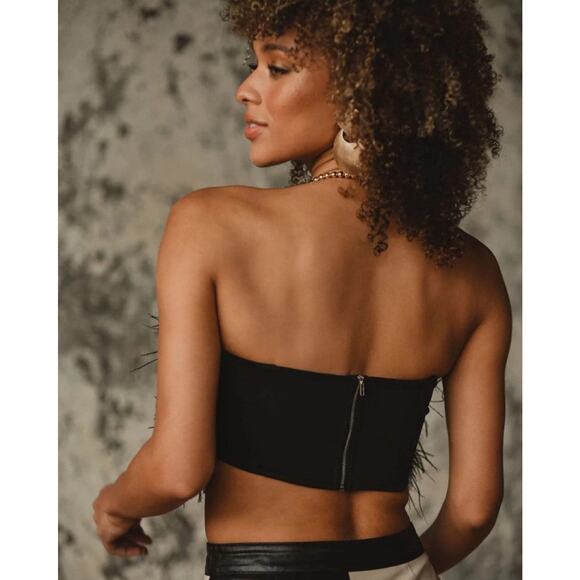 CHANEL Faux Feather Strapless Top - M - Picture 4 of 4